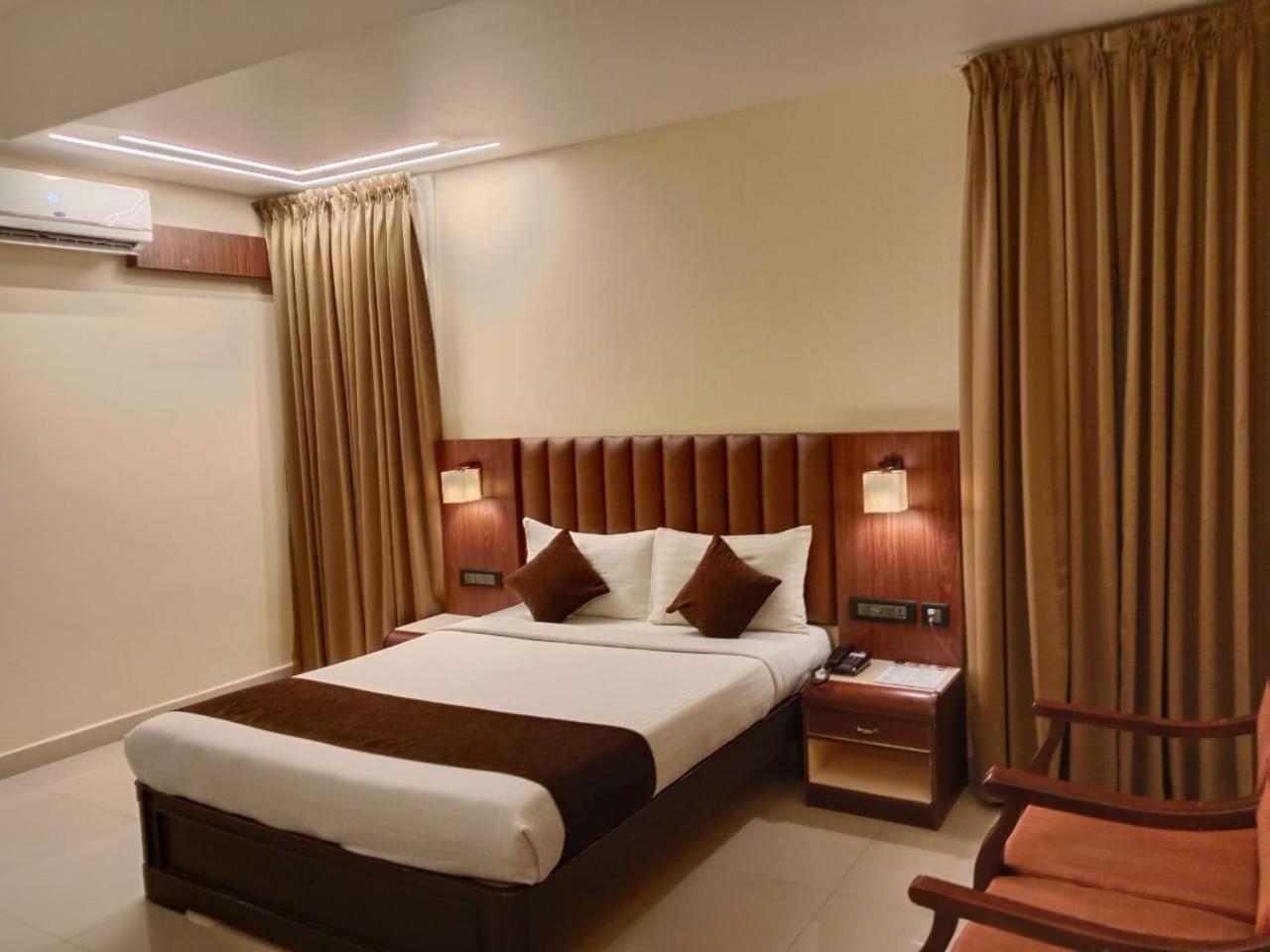 Hotel Arcadia Kottayam Eksteriør billede