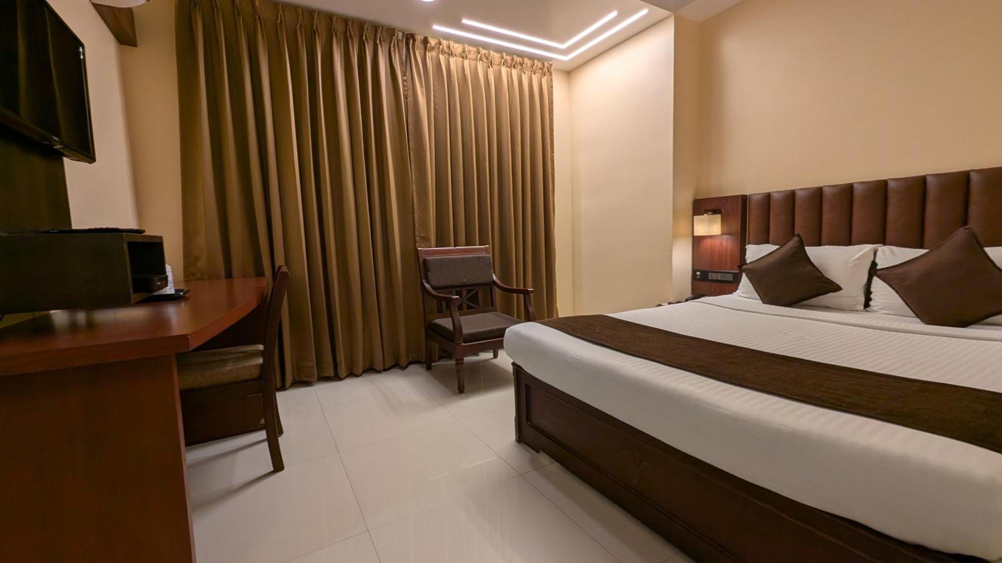 Hotel Arcadia Kottayam Eksteriør billede