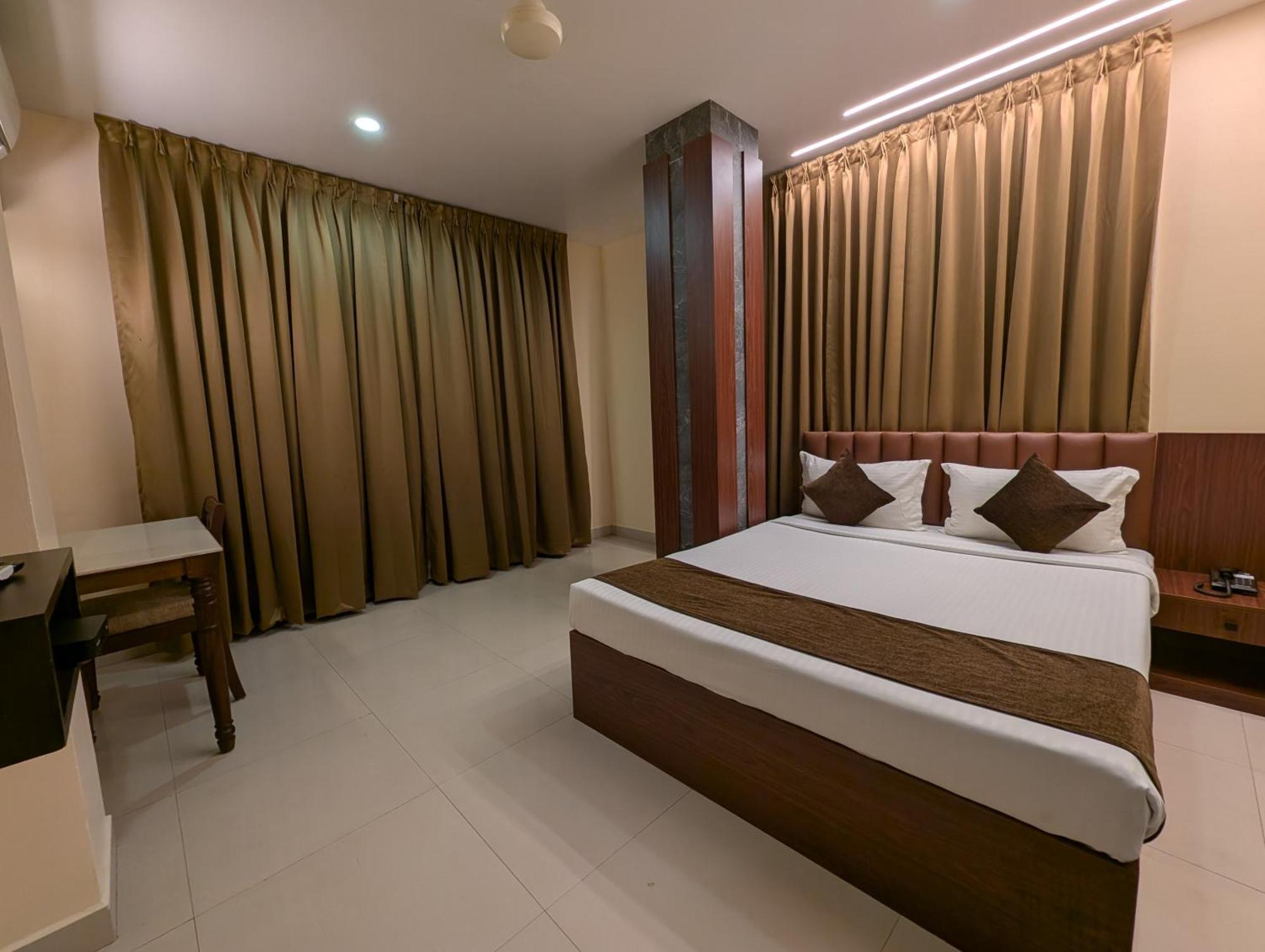 Hotel Arcadia Kottayam Eksteriør billede