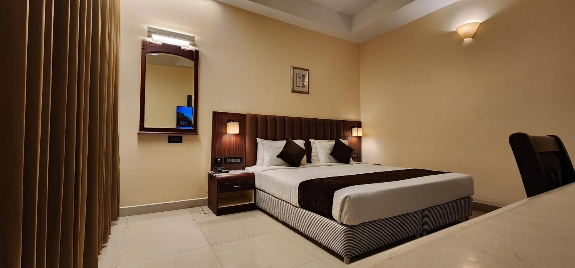 Hotel Arcadia Kottayam Eksteriør billede